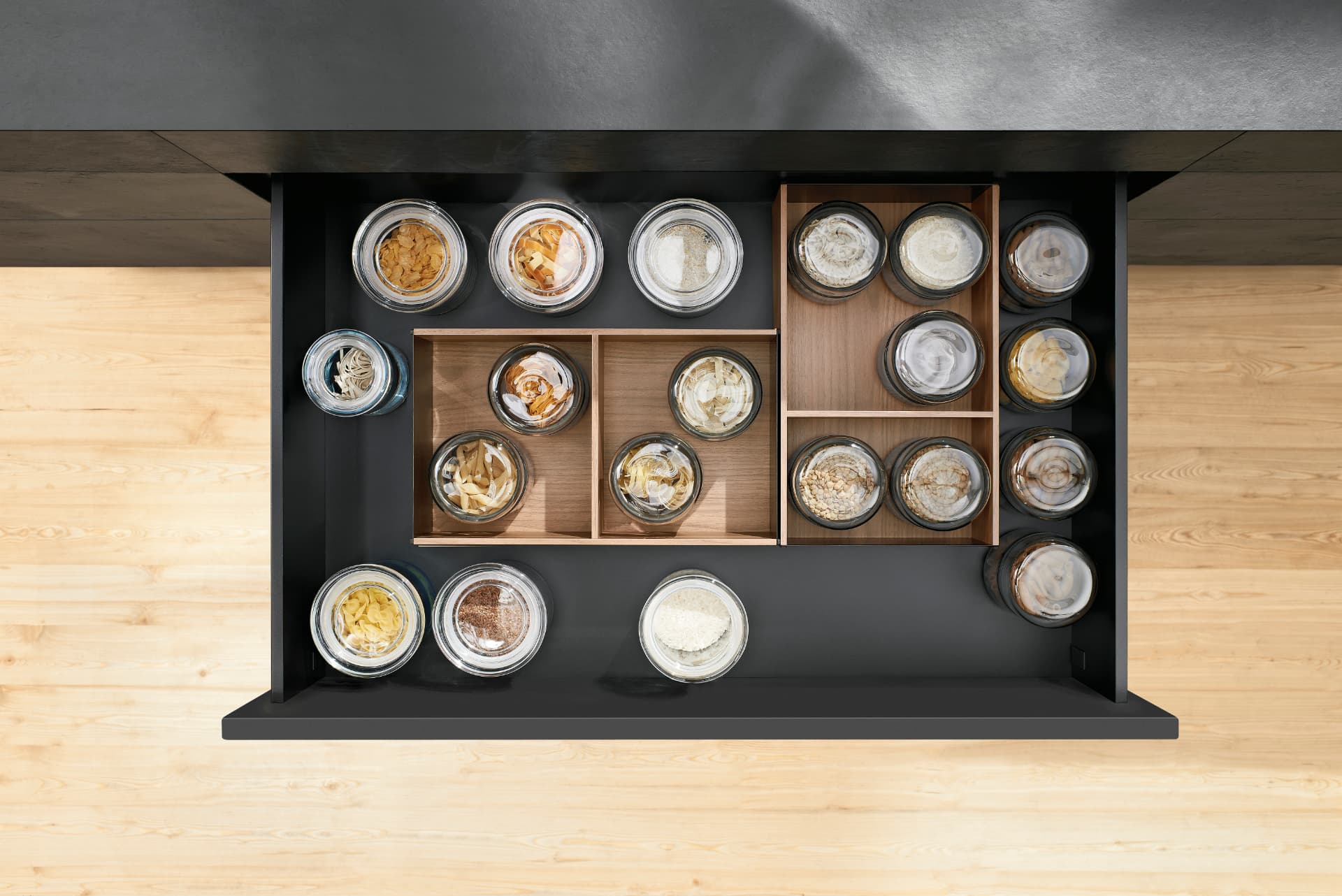 Storage box